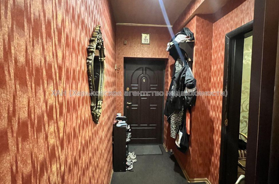 Продам квартиру, Железнодорожная ул. , 2  ком., 49.70 м², капитальный ремонт 