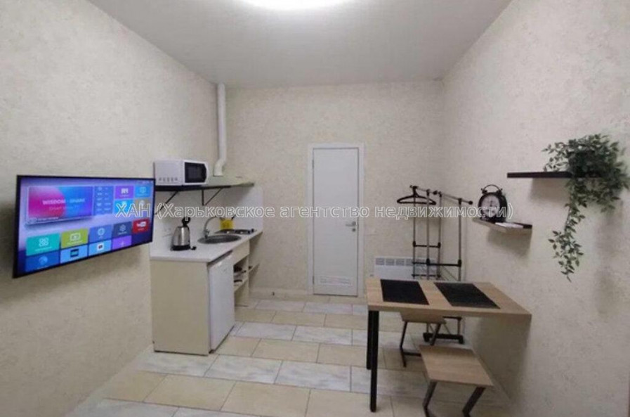 Продам квартиру, Шевченковский пер. , 1  ком., 16 м², капитальный ремонт 