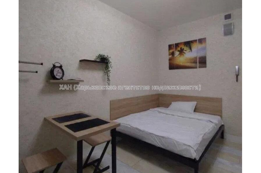 Продам квартиру, Шевченковский пер. , 1  ком., 16 м², капитальный ремонт 