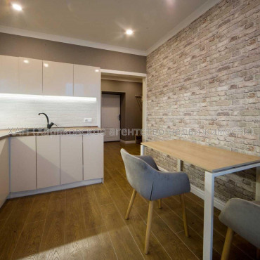 Продам квартиру, Победы просп. , 1  ком., 47.30 м², евроремонт 