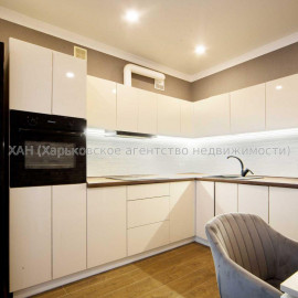 Продам квартиру, Победы просп. , 1  ком., 47.30 м², евроремонт