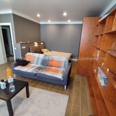 Продам квартиру, Победы просп. , 1  ком., 47.30 м², евроремонт 