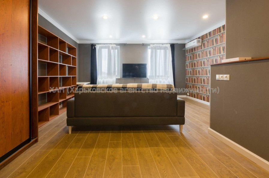 Продам квартиру, Победы просп. , 1  ком., 47.30 м², евроремонт 