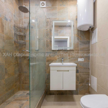 Продам квартиру, Победы просп. , 1  ком., 47.30 м², евроремонт 