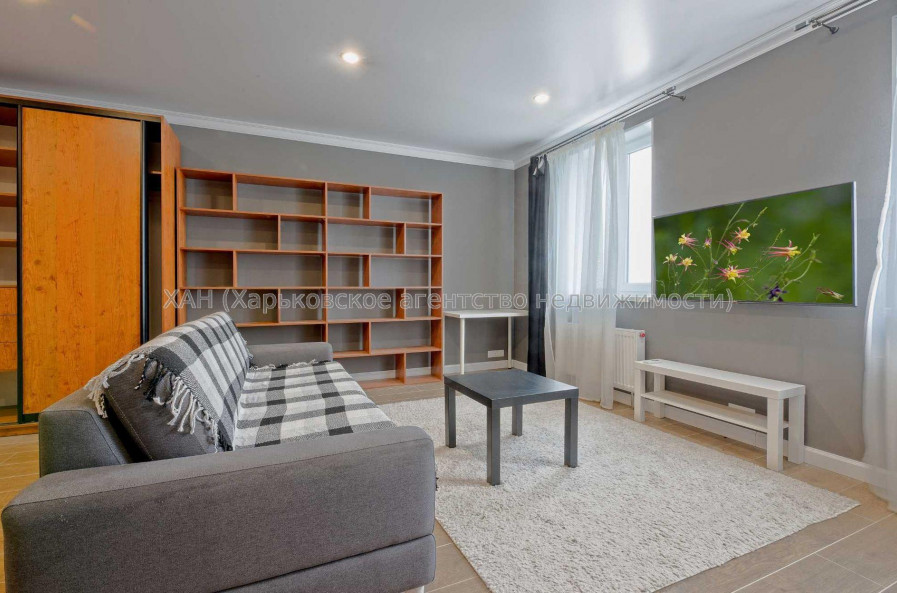 Продам квартиру, Победы просп. , 1  ком., 47.30 м², евроремонт 