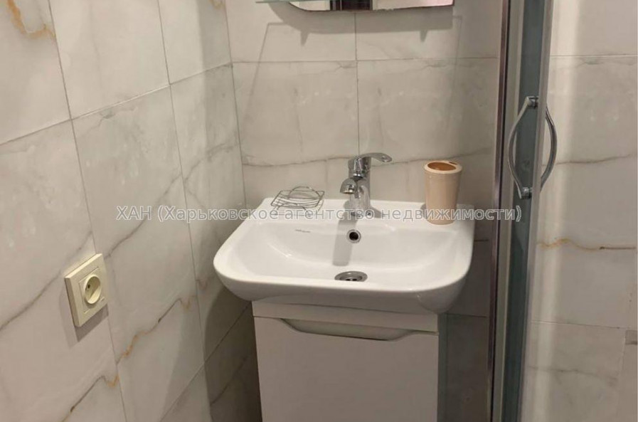 Продам квартиру, Сергея Тимошенко ул. , 1  ком., 19 м², евроремонт 