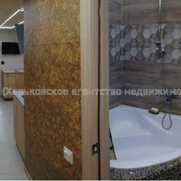 Продам квартиру, Морозова ул. , 1 кім., 30 м², евроремонт 