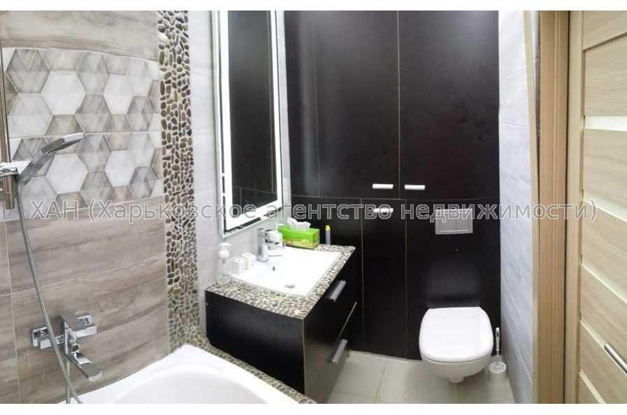 Продам квартиру, Морозова ул. , 1 кім., 30 м², евроремонт 