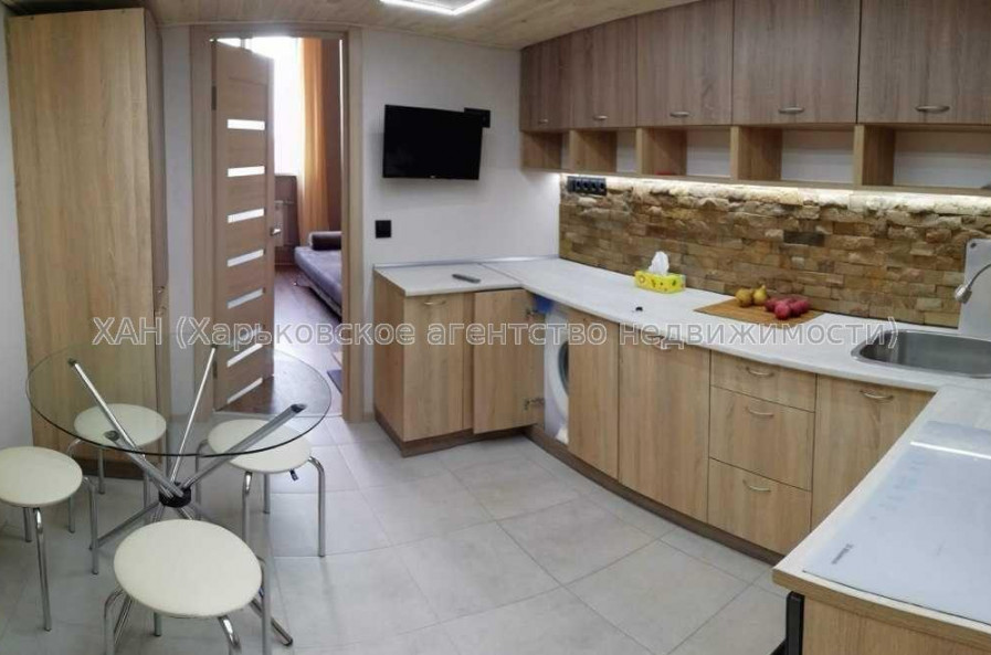 Продам квартиру, Морозова ул. , 1 кім., 30 м², евроремонт 