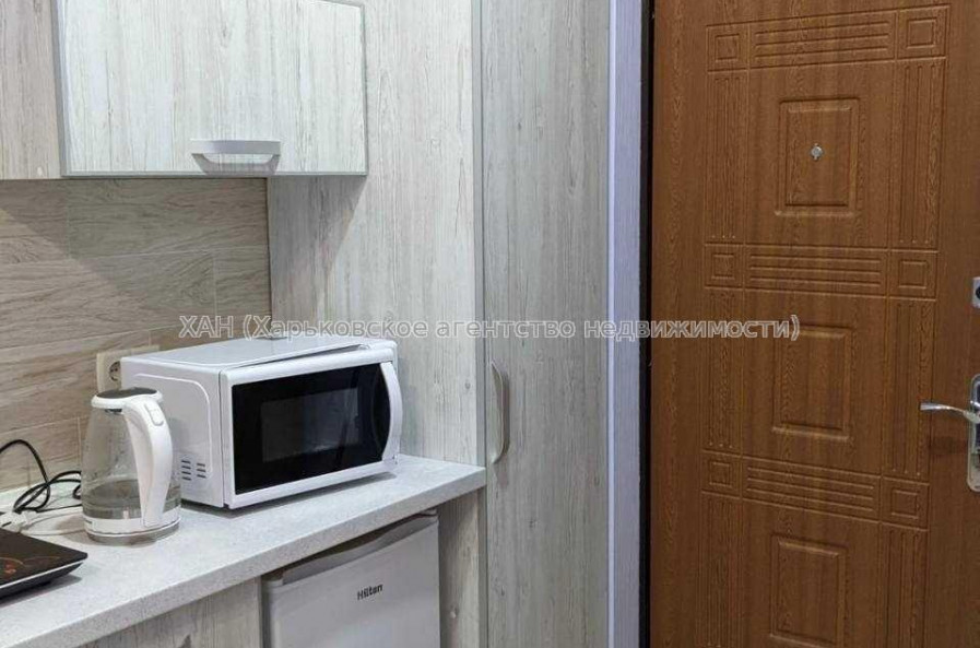 Продам квартиру, Белобровский пер. , 1  ком., 13 м², капитальный ремонт 