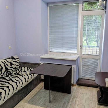 Продам квартиру, Белобровский пер. , 1  ком., 13 м², капитальный ремонт 