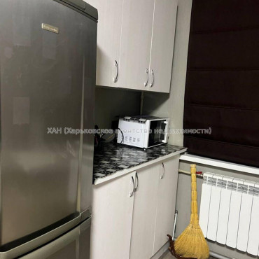 Продам квартиру, Навчальная ул. , 1 кім., 20.10 м², евроремонт 