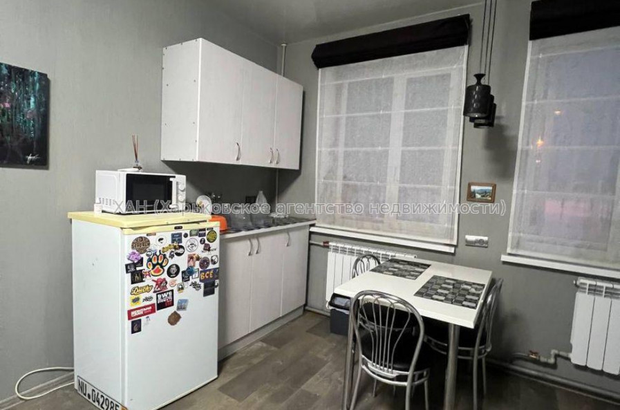 Продам квартиру, Навчальная ул. , 1 кім., 20.10 м², евроремонт 