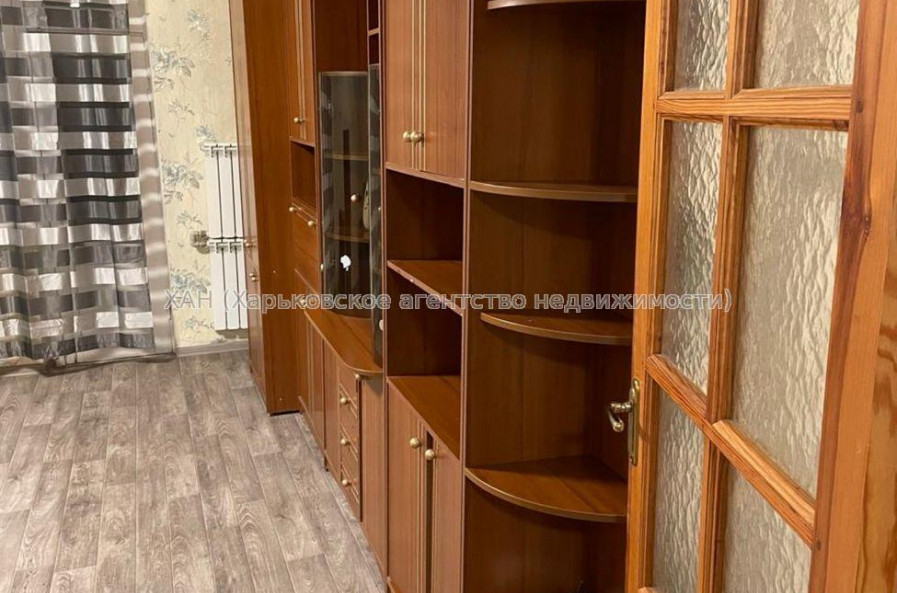 Продам квартиру, Алчевских ул. , 2  ком., 55.60 м², косметический ремонт 