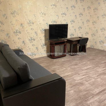 Продам квартиру, Алчевских ул. , 2  ком., 55.60 м², косметический ремонт 