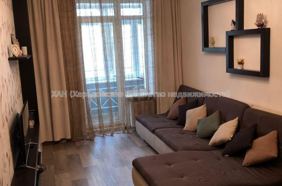 Продам квартиру, Библика ул. , 3 кім., 77 м², евроремонт 