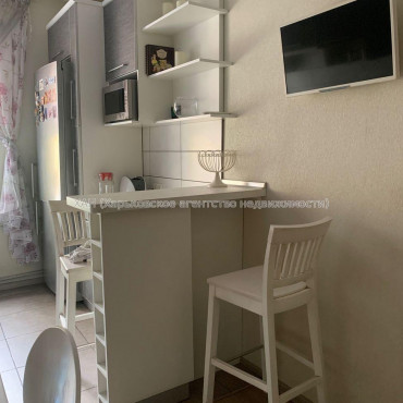 Продам квартиру, Библика ул. , 3 кім., 77 м², евроремонт 