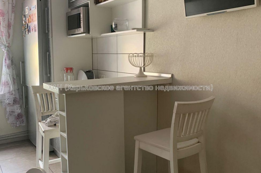 Продам квартиру, Библика ул. , 3 кім., 77 м², евроремонт 