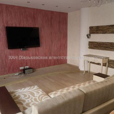 Продам квартиру, Аэрокосмический пр. , 3  ком., 115 м², авторский дизайн 