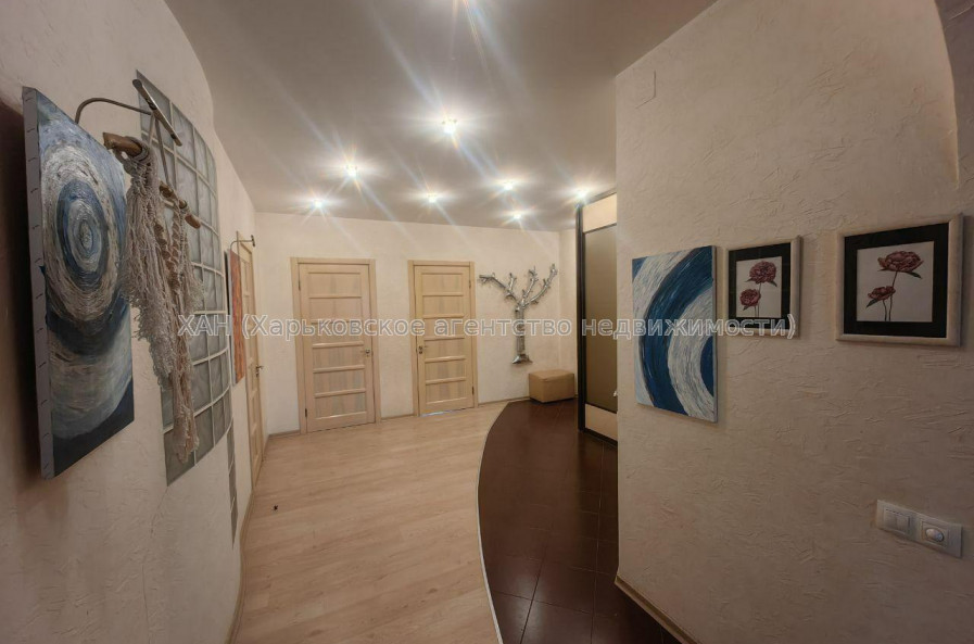 Продам квартиру, Аэрокосмический пр. , 3  ком., 115 м², авторский дизайн 