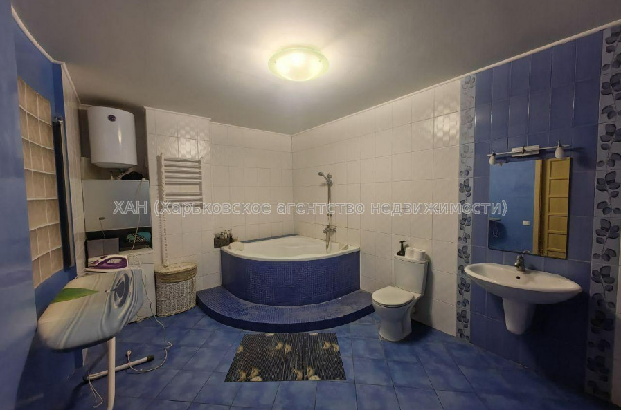 Продам квартиру, Аэрокосмический пр. , 3  ком., 115 м², авторский дизайн 