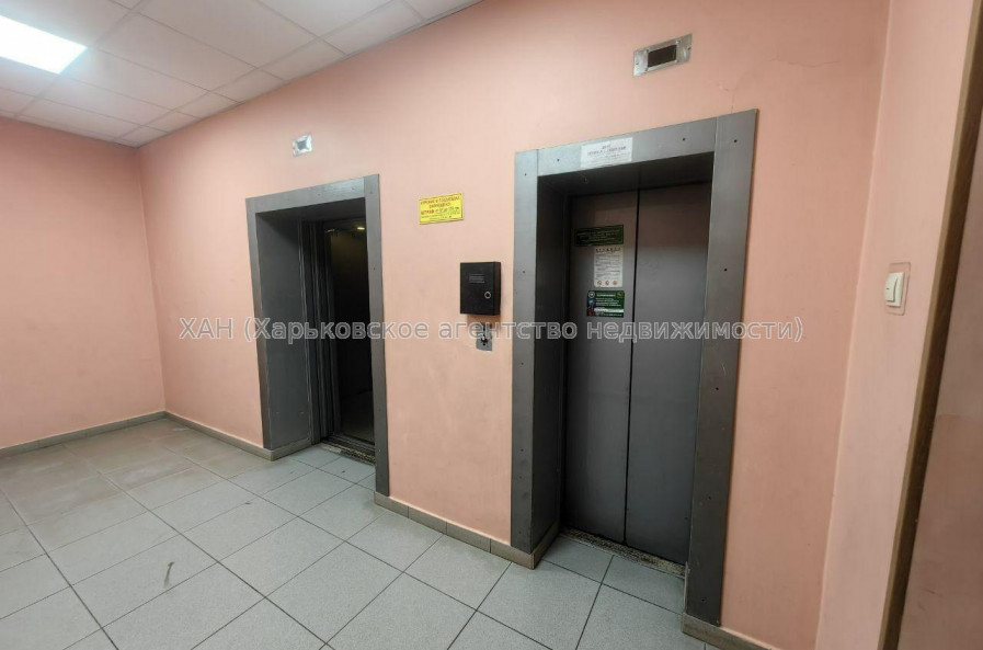 Продам квартиру, Аэрокосмический пр. , 3  ком., 115 м², авторский дизайн 