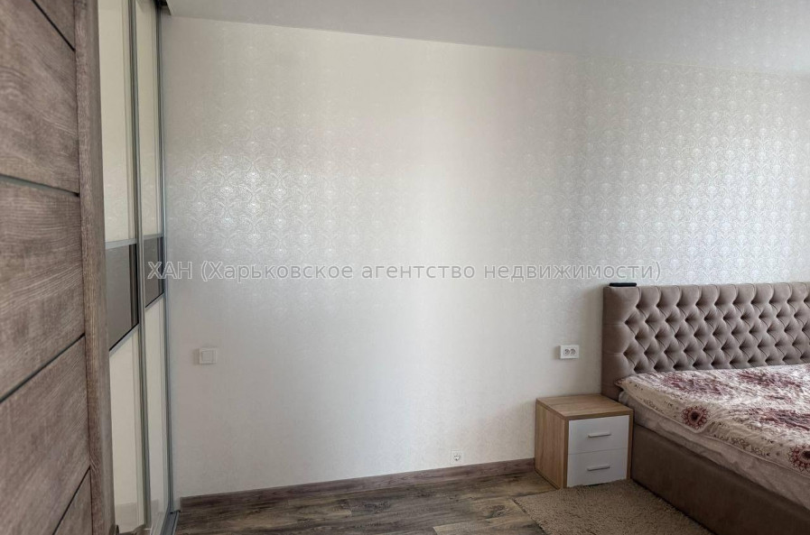 Продам квартиру, Ньютона ул. , 2 кім., 59 м², авторский дизайн 