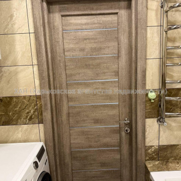 Продам квартиру, Ньютона ул. , 2 кім., 59 м², авторский дизайн 