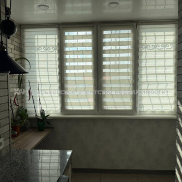 Продам квартиру, Ньютона ул. , 2 кім., 59 м², авторский дизайн 