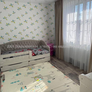 Продам квартиру, Ньютона ул. , 2 кім., 59 м², авторский дизайн 