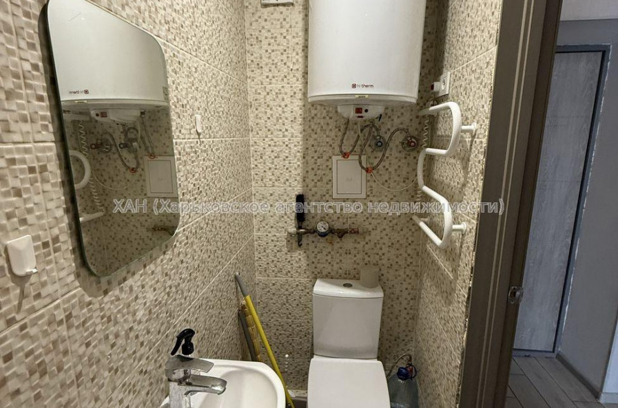 Продам квартиру, Шевченковский пер. , 1 кім., 19 м², евроремонт 