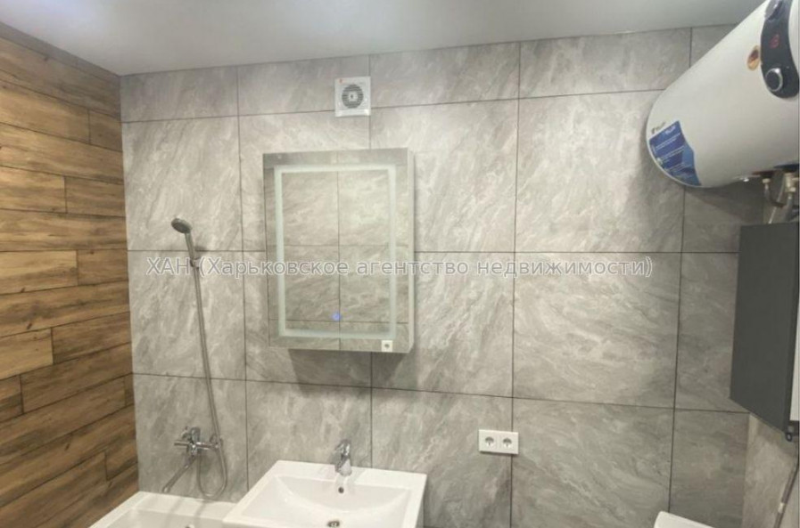 Продам квартиру, Мира ул. , 1 кім., 40 м², авторский дизайн 