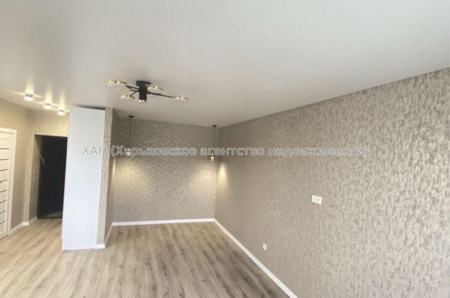 Продам квартиру, Мира ул. , 1 кім., 40 м², авторский дизайн 