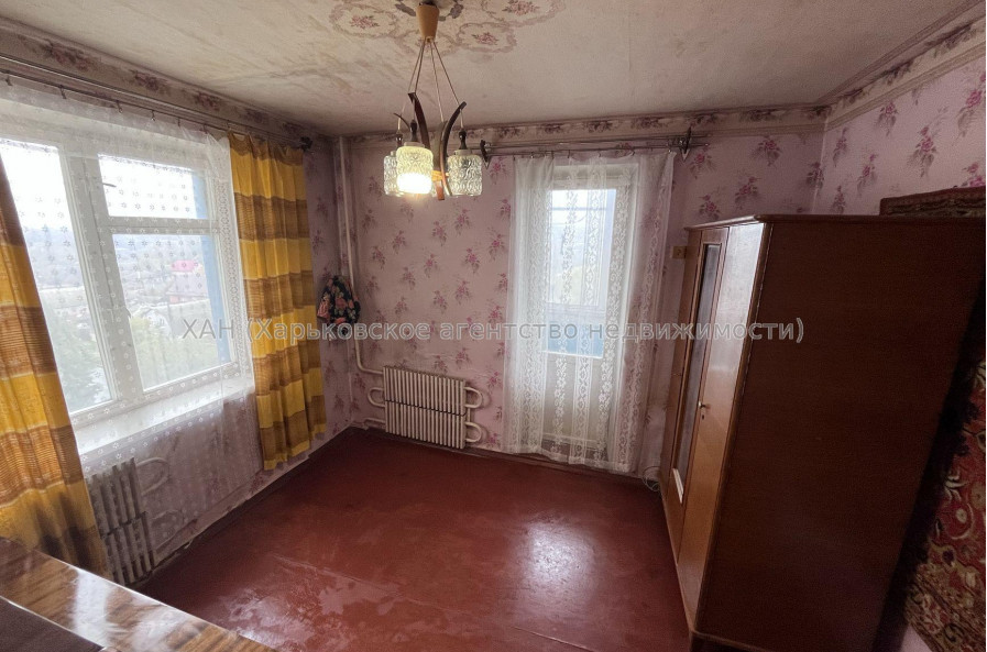 Продам квартиру, Павла Тычины ул. , 23 , 3  ком., 65.80 м², советский ремонт 