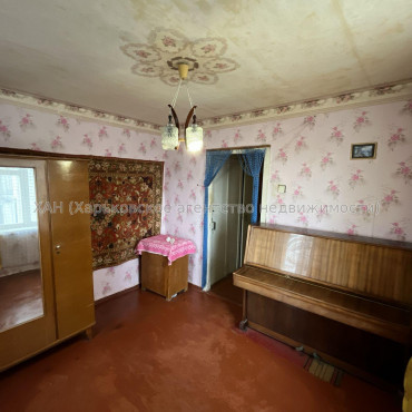 Продам квартиру, Павла Тычины ул. , 23 , 3  ком., 65.80 м², советский ремонт 