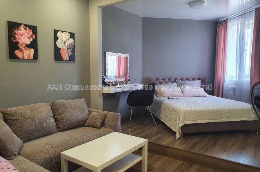 Продам квартиру, Сабуровский пер. , 1 кім., 36.60 м², евроремонт 