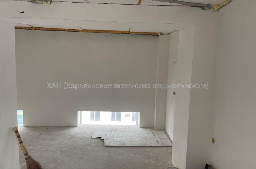 Продам квартиру, Героев Харькова просп. , 4  ком., 96 м², без отделочных работ 