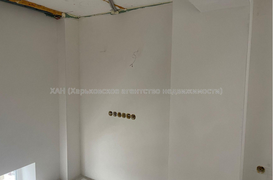 Продам квартиру, Героев Харькова просп. , 4  ком., 96 м², без отделочных работ 