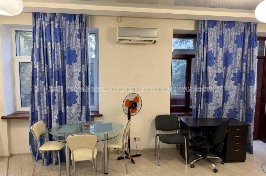 Продам квартиру, Отакара Яроша ул. , 2  ком., 40 м², евроремонт 