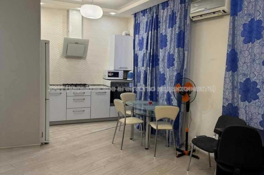 Продам квартиру, Отакара Яроша ул. , 2  ком., 40 м², евроремонт 