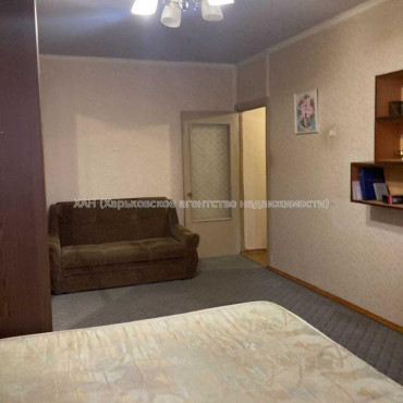 Продам квартиру, Победы просп. , 1  ком., 35.60 м², косметический ремонт 