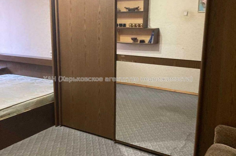 Продам квартиру, Победы просп. , 1  ком., 35.60 м², косметический ремонт 