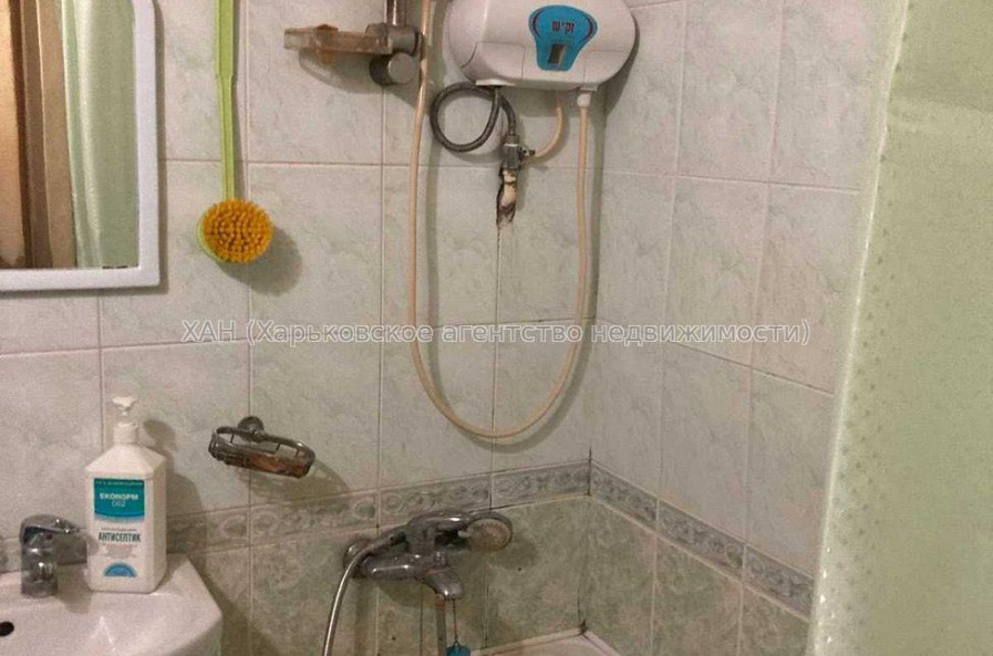 Продам квартиру, Победы просп. , 1  ком., 35.60 м², косметический ремонт 