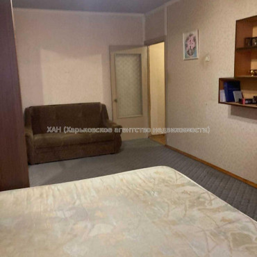 Продам квартиру, Победы просп. , 1  ком., 35.60 м², косметический ремонт 