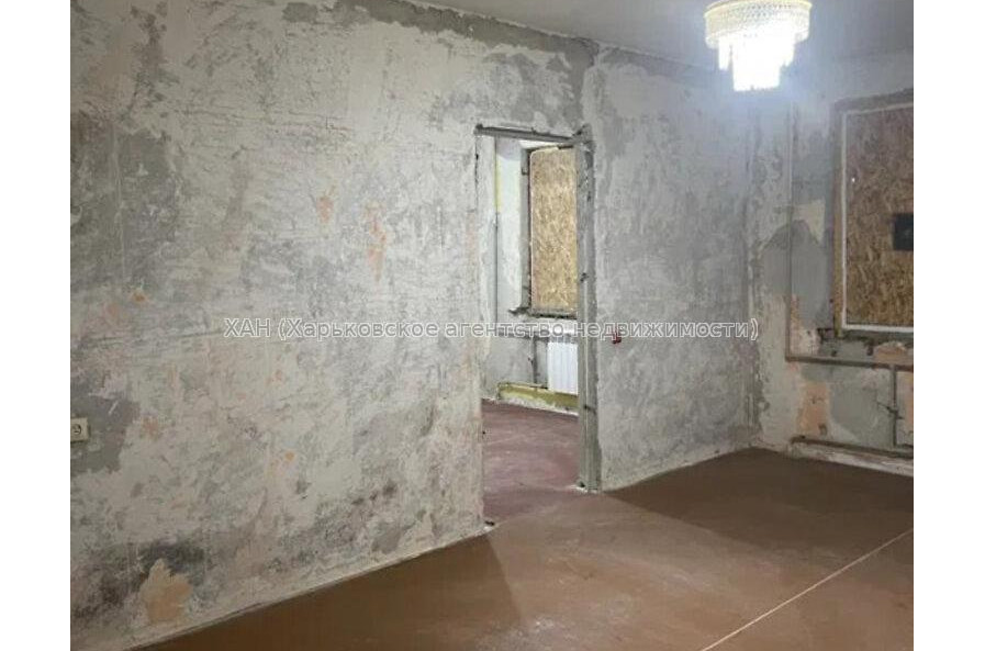 Продам квартиру, Непокоренных ул. , 4  ком., 67.90 м², без ремонта 