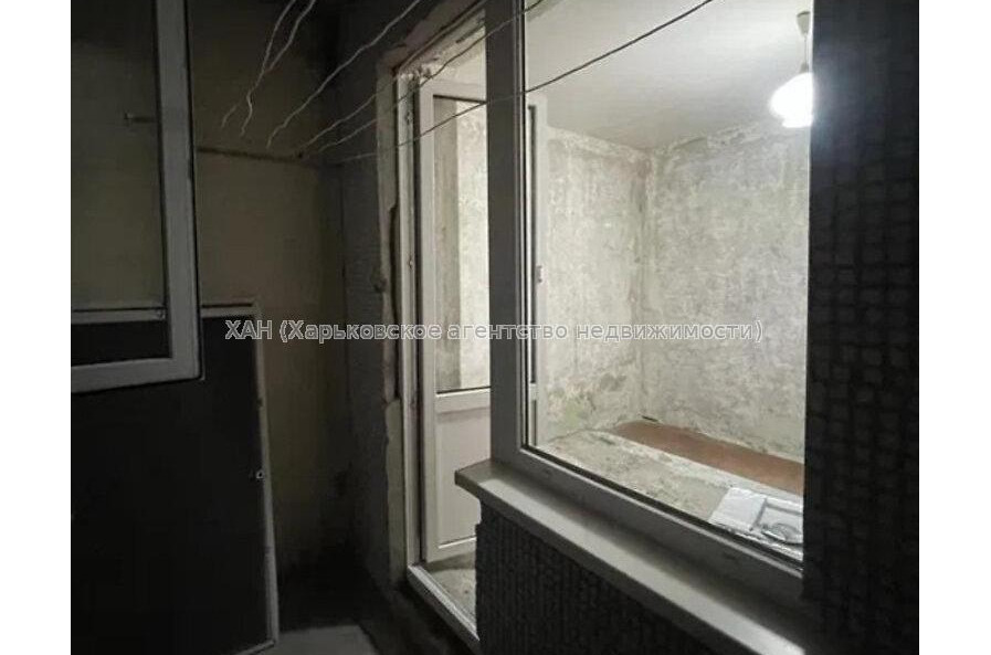 Продам квартиру, Непокоренных ул. , 4  ком., 67.90 м², без ремонта 