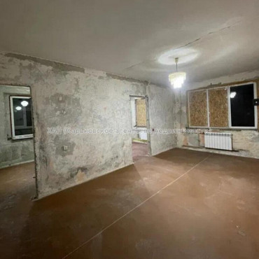 Продам квартиру, Непокоренных ул. , 4  ком., 67.90 м², без ремонта 