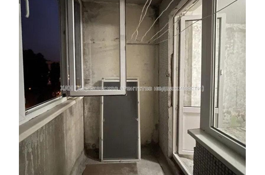 Продам квартиру, Непокоренных ул. , 4  ком., 67.90 м², без ремонта 