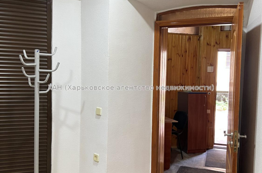 Продам квартиру, Потебни ул. , 2 , 3 кім., 67 м², косметический ремонт 