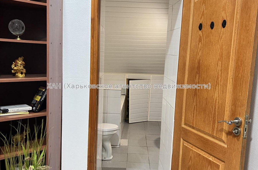 Продам квартиру, Потебни ул. , 2 , 3 кім., 67 м², косметический ремонт 